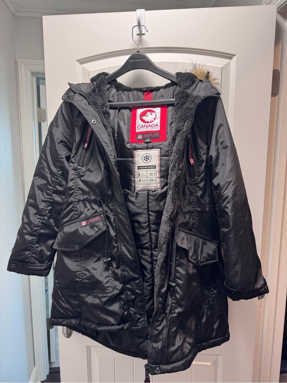 Canada Weatherproof Women's Black Puffer Parka with Hood